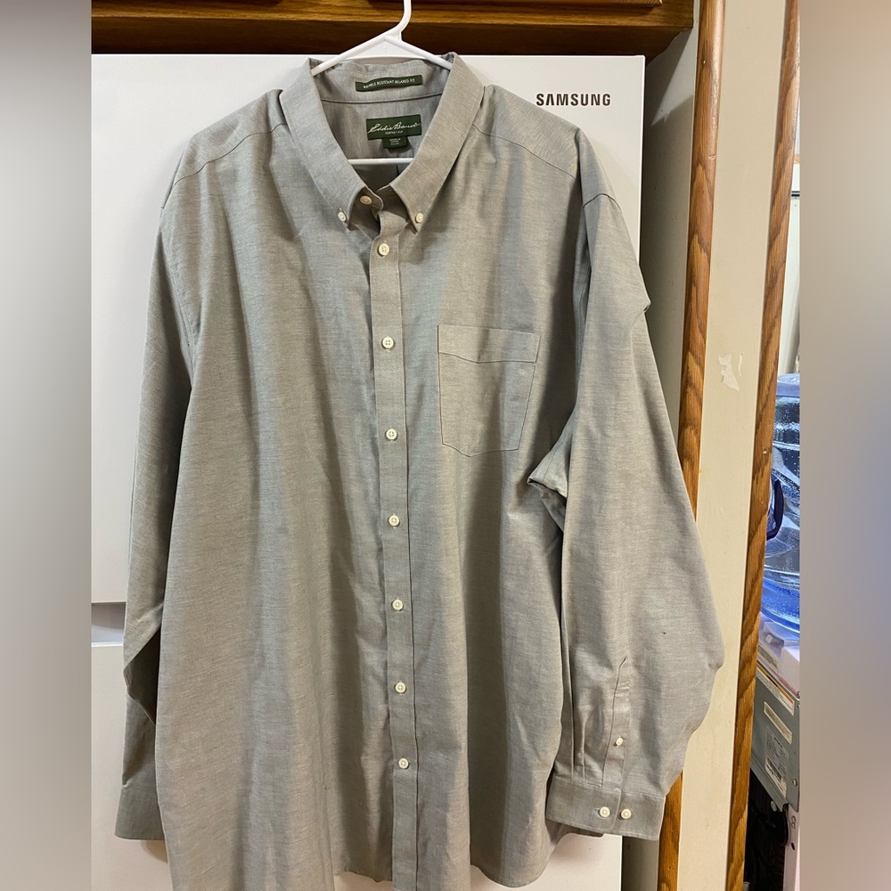 Eddie Bauer Light Gray Casual Button Down Shirt